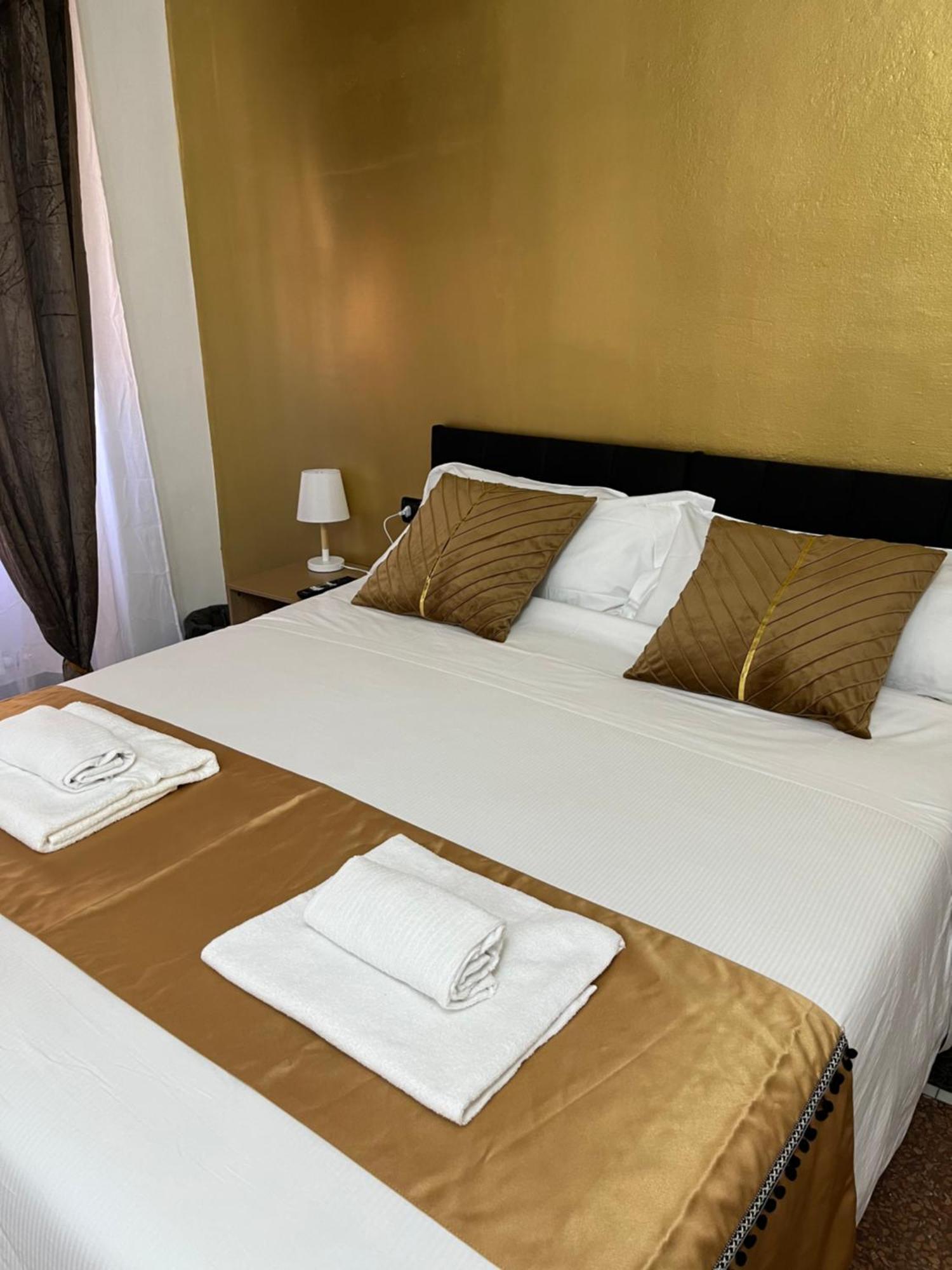 Genova Gold Rooms Exterior foto