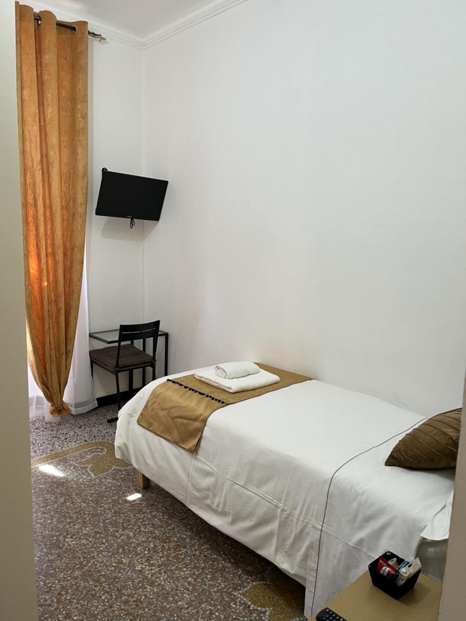 Genova Gold Rooms Habitación foto